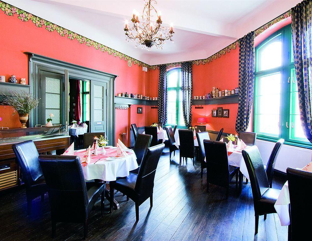 Hotel Zur Henne Νάουμπουργκ Εξωτερικό φωτογραφία