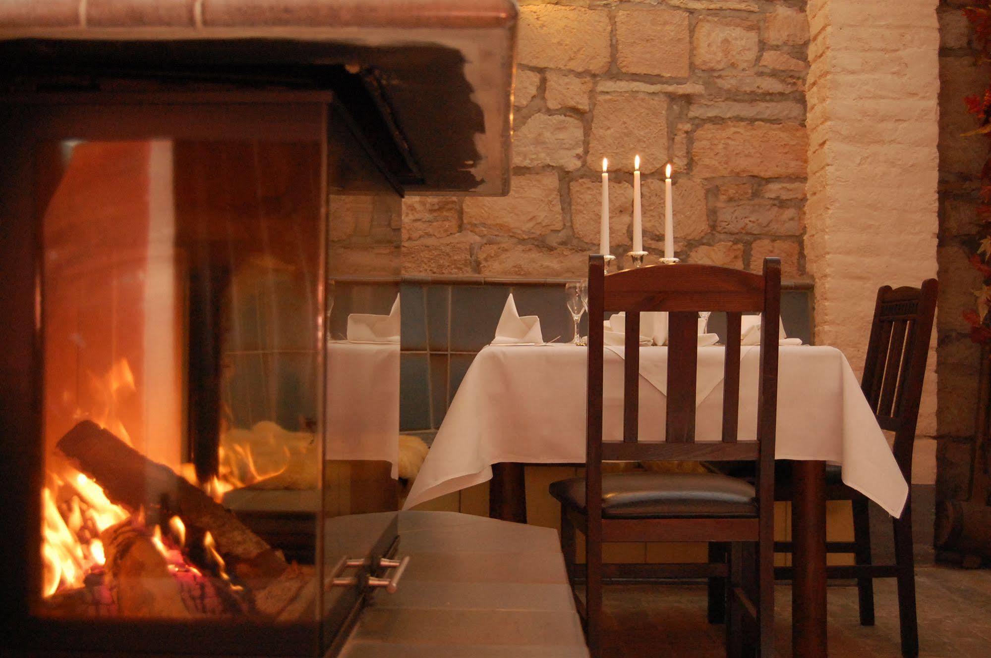 Hotel Zur Henne Νάουμπουργκ Εξωτερικό φωτογραφία