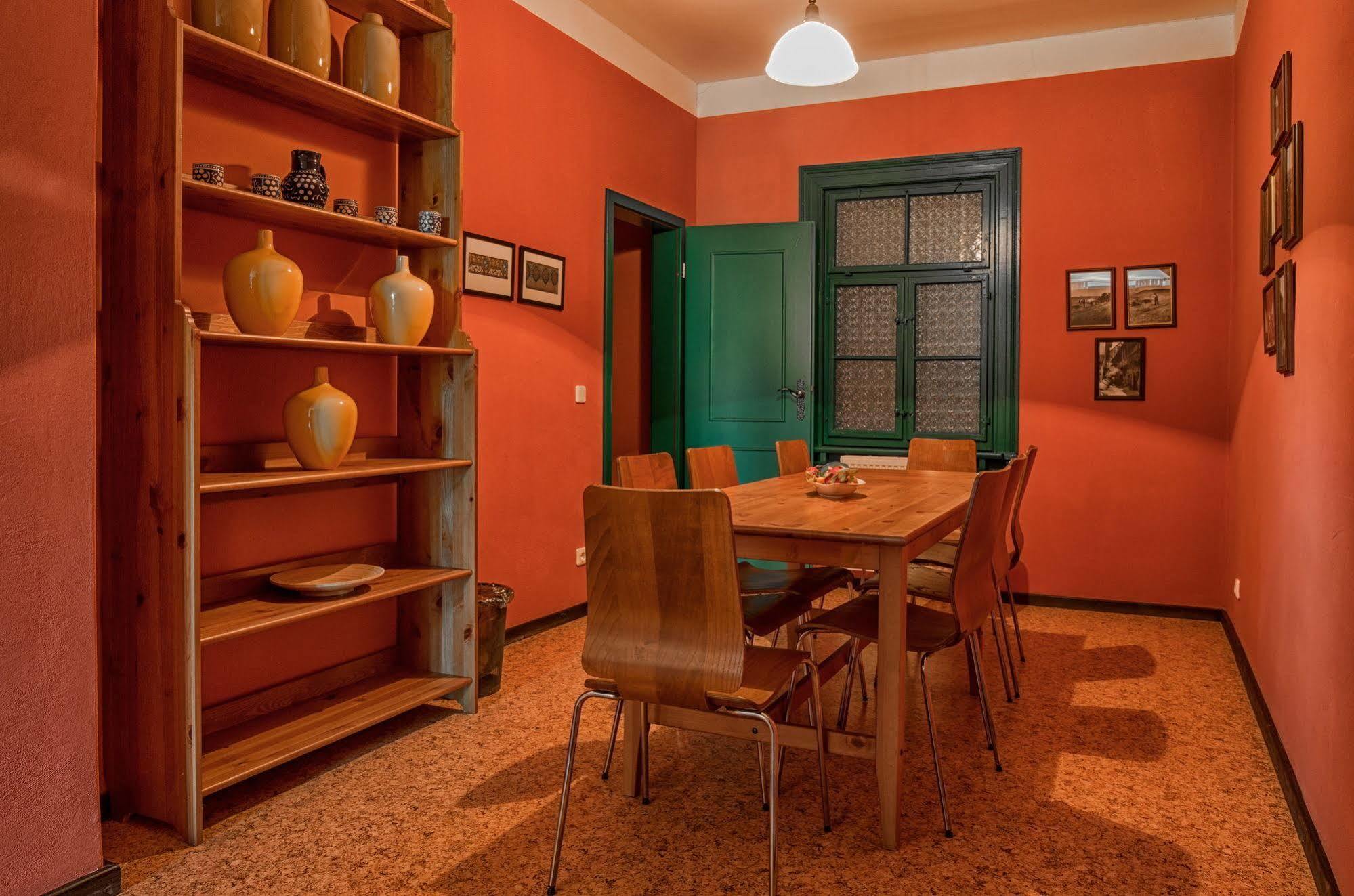 Hotel Zur Henne Νάουμπουργκ Εξωτερικό φωτογραφία